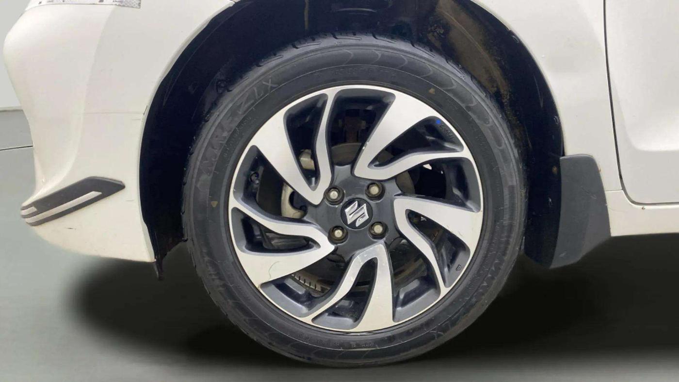 2020 Maruti Baleno ZETA PETROL 1.2, Petrol, Manual, 75,555 km, Left Front Wheel