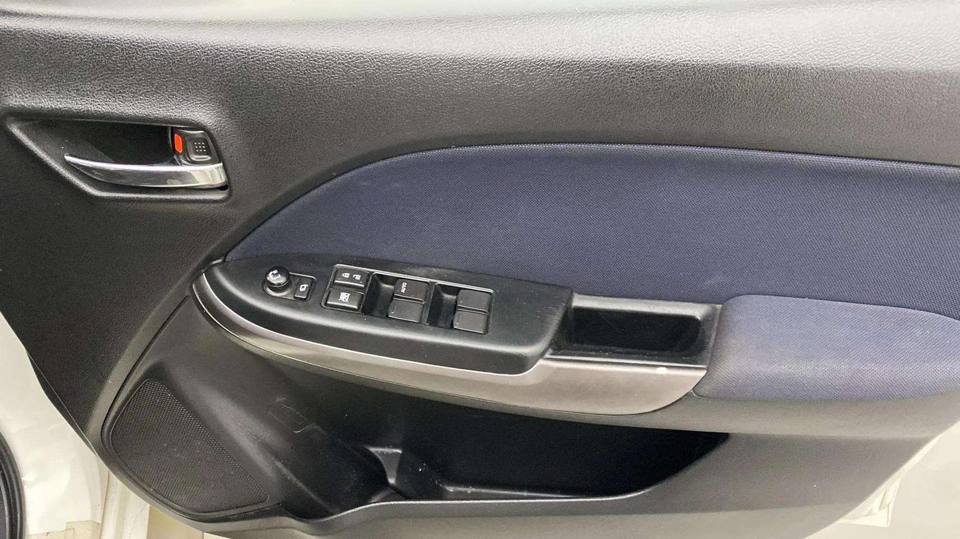 2020 Maruti Baleno ZETA PETROL 1.2, Petrol, Manual, 75,555 km, Driver Side Door Panels Control
