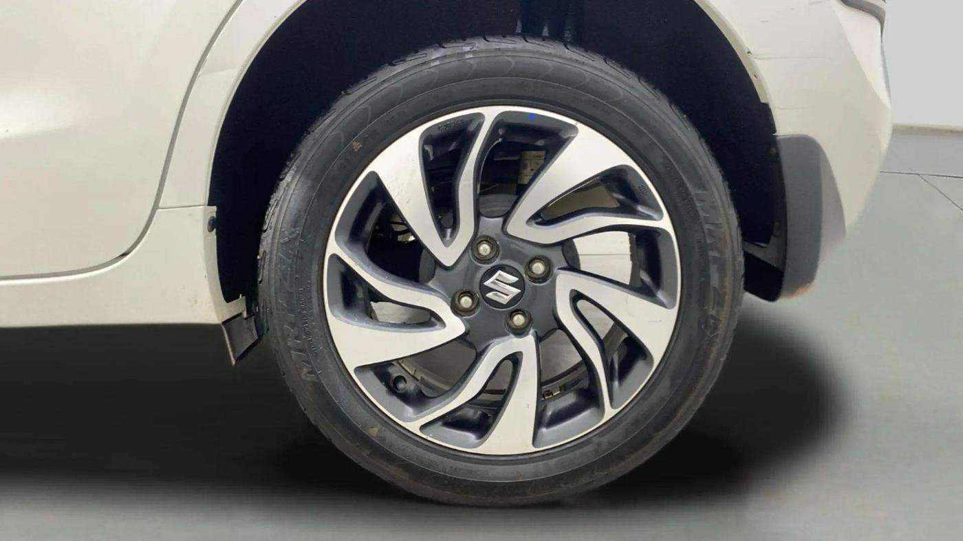 2020 Maruti Baleno ZETA PETROL 1.2, Petrol, Manual, 75,555 km, Left Rear Wheel