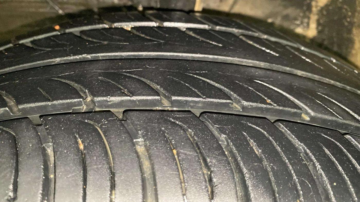 2020 Maruti Baleno ZETA PETROL 1.2, Petrol, Manual, 75,555 km, Left Front Tyre Tread