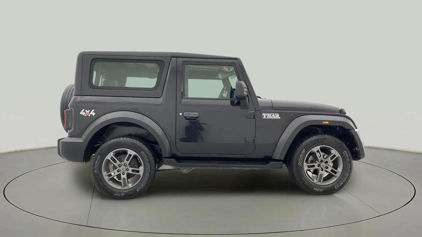 2021 Mahindra Thar LX PETROL HT 4WD AT, Petrol, Automatic, 48,849 km, Right Side View