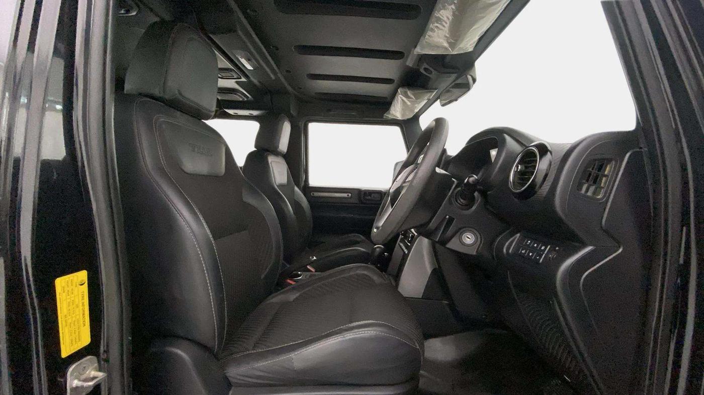 2021 Mahindra Thar LX PETROL HT 4WD AT, Petrol, Automatic, 48,849 km, Right Side Front Door Cabin