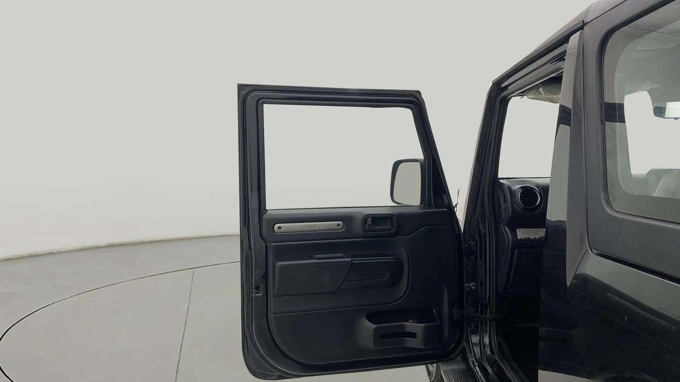2021 Mahindra Thar LX PETROL HT 4WD AT, Petrol, Automatic, 48,849 km, LHS Front Door