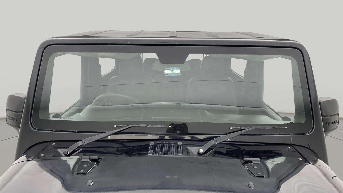 2021 Mahindra Thar LX PETROL HT 4WD AT, Petrol, Automatic, 48,849 km, Front Windshield