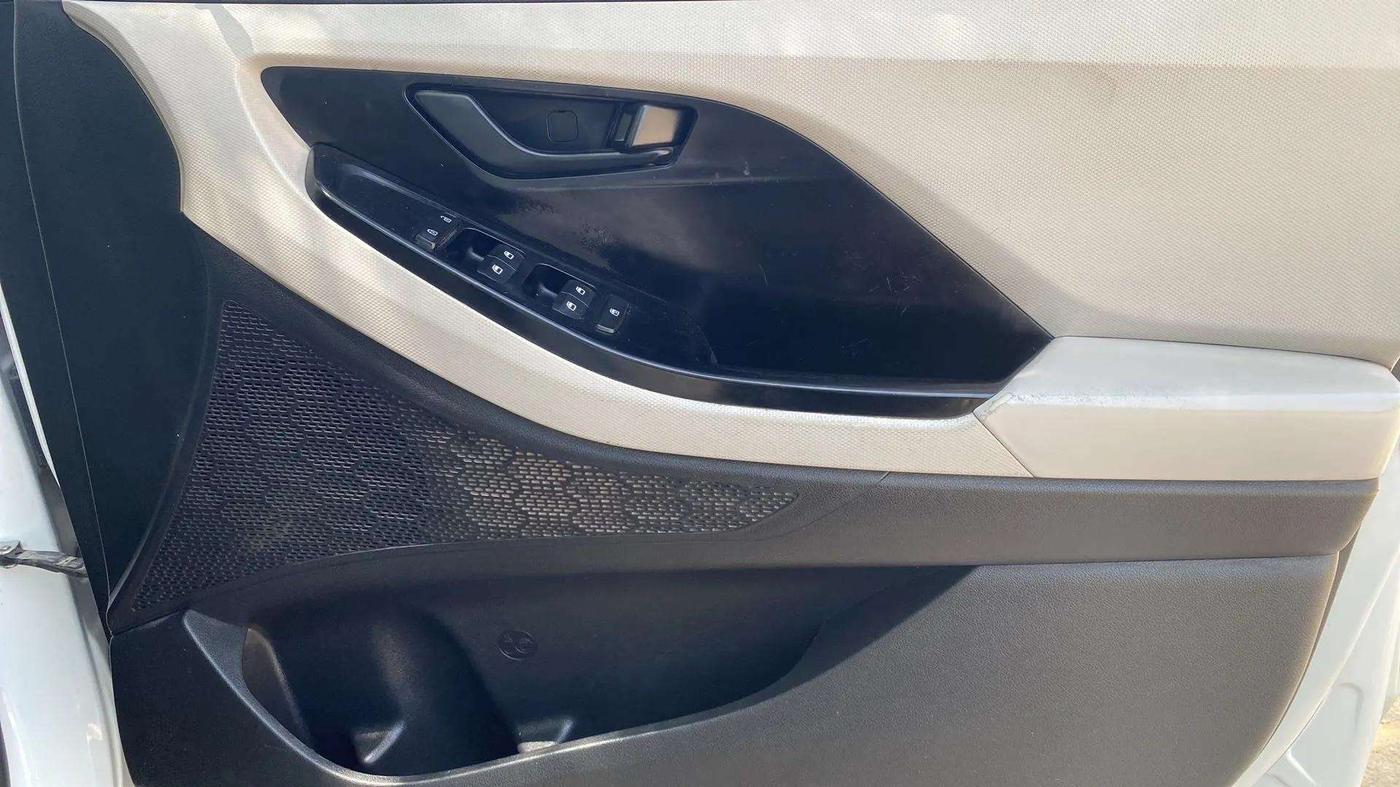 2021 Hyundai Creta E 1.5 DIESEL, Diesel, Manual, 99,400 km, Driver Side Door Panels Control