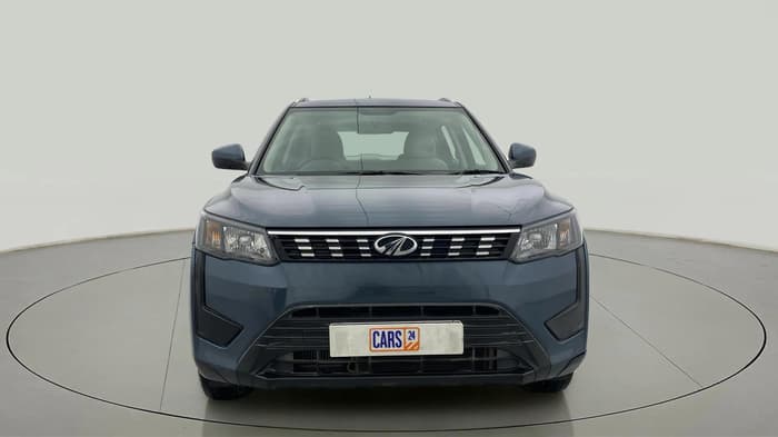 2022 Mahindra XUV300 W6 1.2 PETROL AMT, Petrol, Automatic, 14,316 km, Front