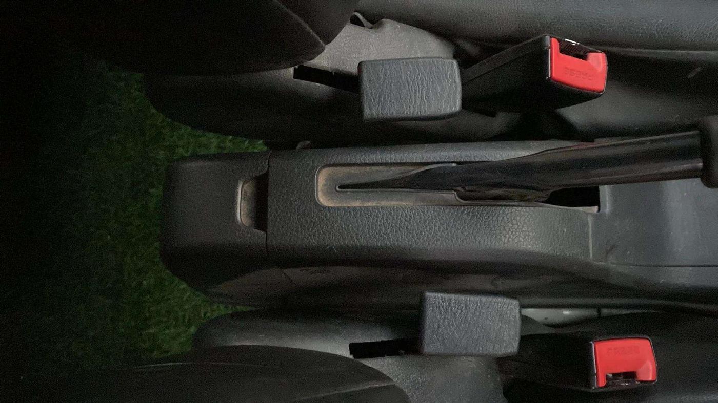 2023 Maruti Eeco 7 STR STD 1.2, CNG, Manual, 18,913 km, Driver Side Adjustment Panel