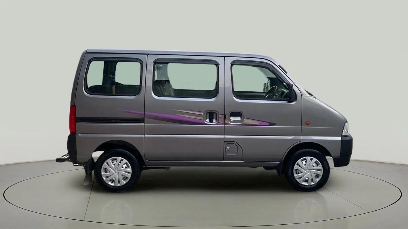 2023 Maruti Eeco 7 STR STD 1.2, CNG, Manual, 18,913 km, Right Side View