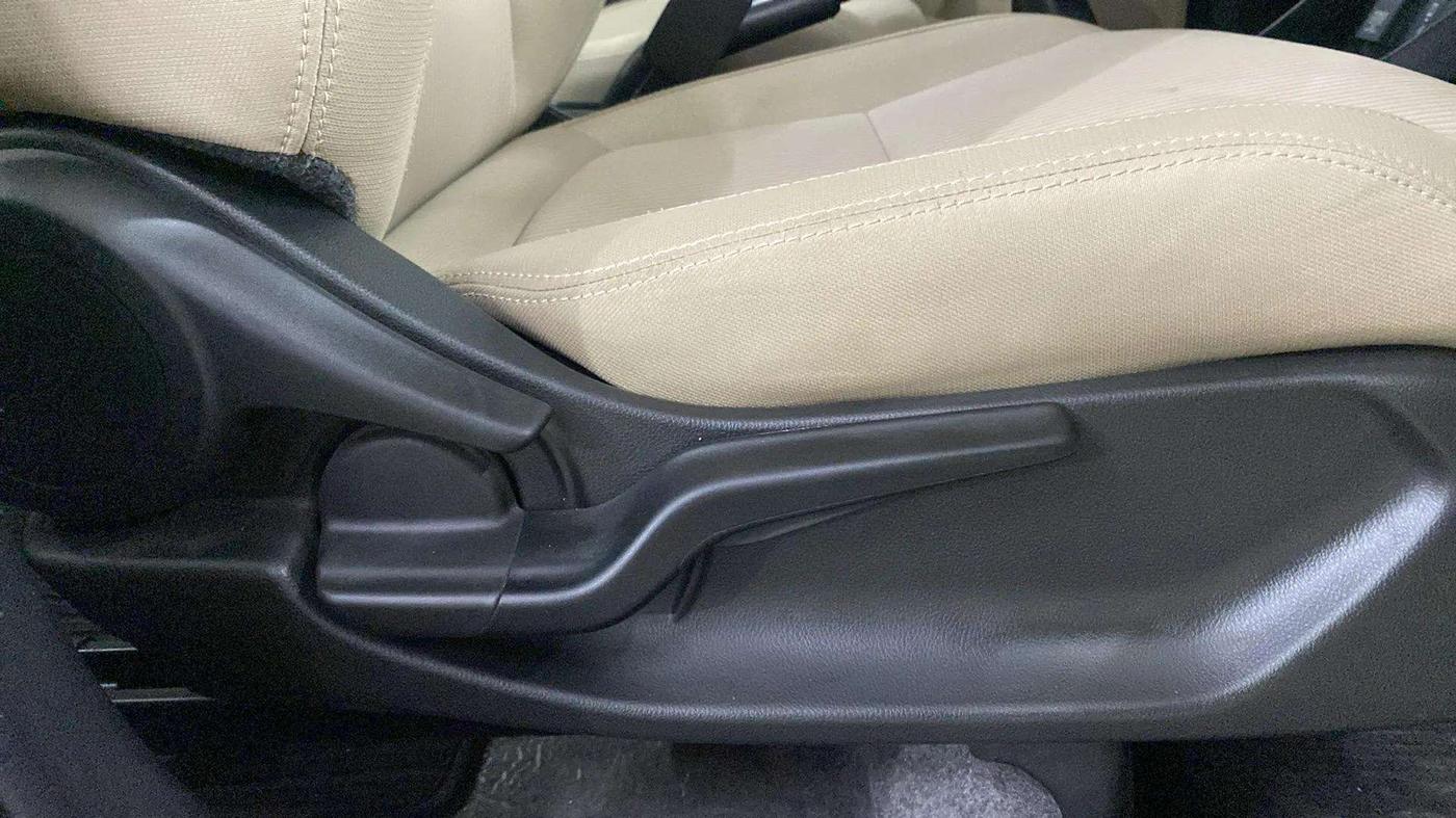 2022 Honda Amaze 1.2L I-VTEC VX, Petrol, Manual, 4,855 km, Driver Side Adjustment Panel