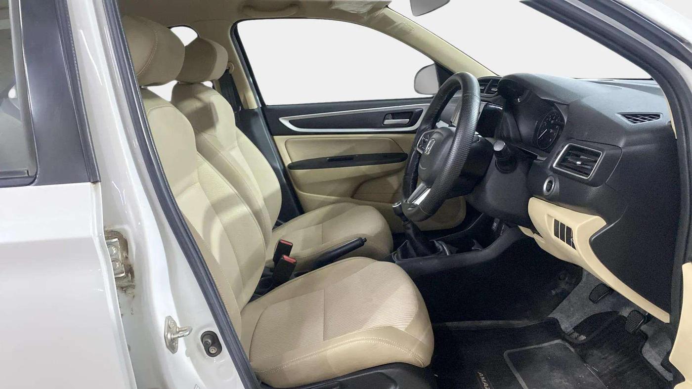 2022 Honda Amaze 1.2L I-VTEC VX, Petrol, Manual, 4,855 km, Right Side Front Door Cabin