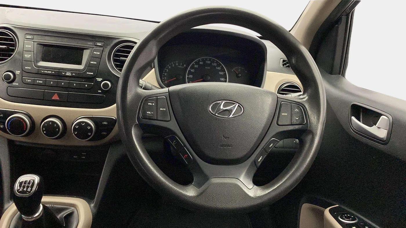 2016 Hyundai Grand i10 SPORTZ 1.2 KAPPA VTVT, Petrol, Manual, 92,850 km, Steering Wheel Close Up