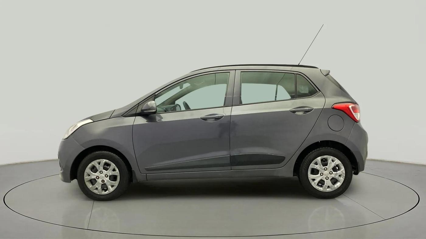 2016 Hyundai Grand i10 SPORTZ 1.2 KAPPA VTVT, Petrol, Manual, 92,850 km, Left Side