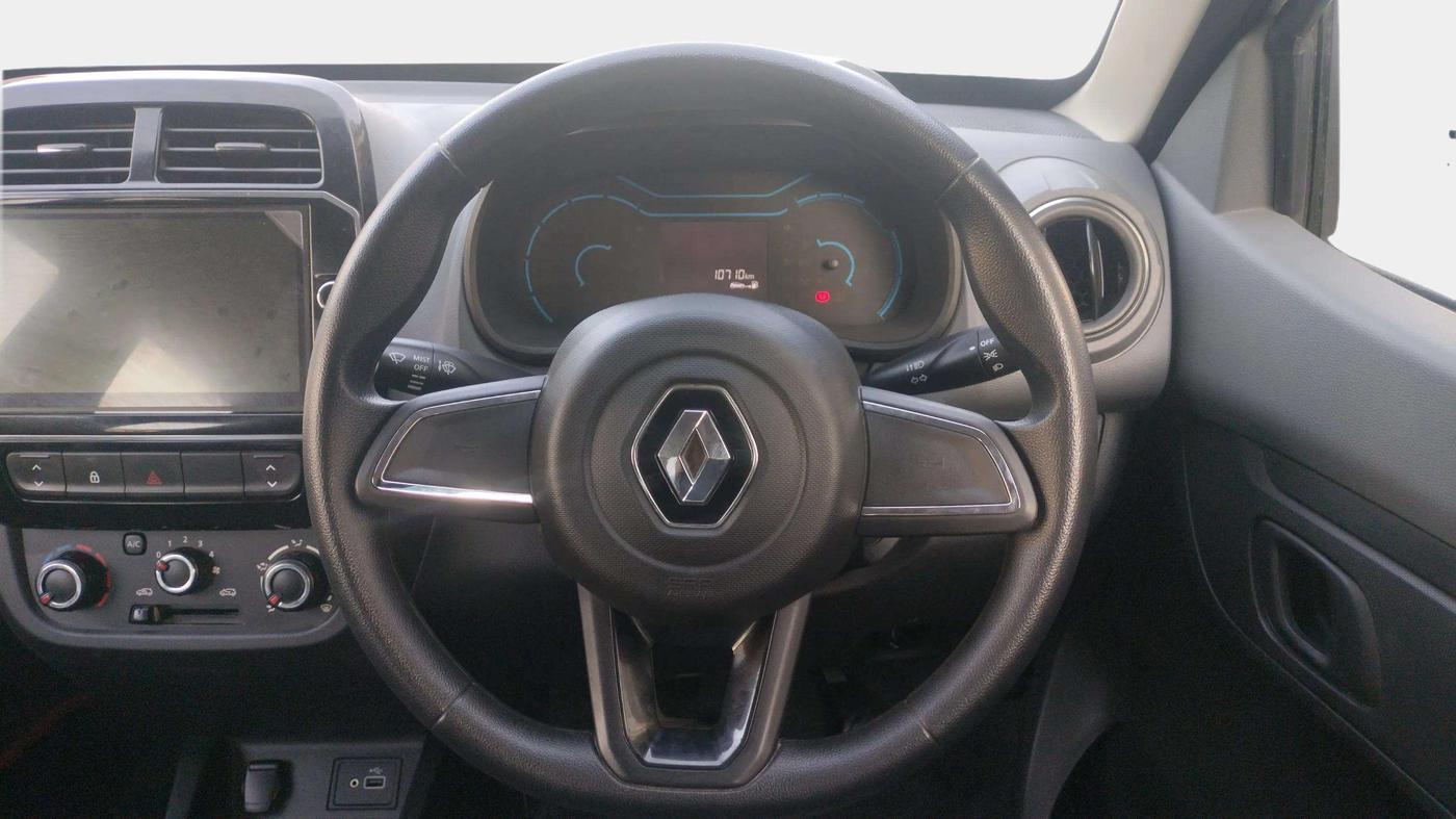 2021 Renault Kwid RXT 1.0 (O), Petrol, Manual, 10,710 km, Steering Wheel Close Up