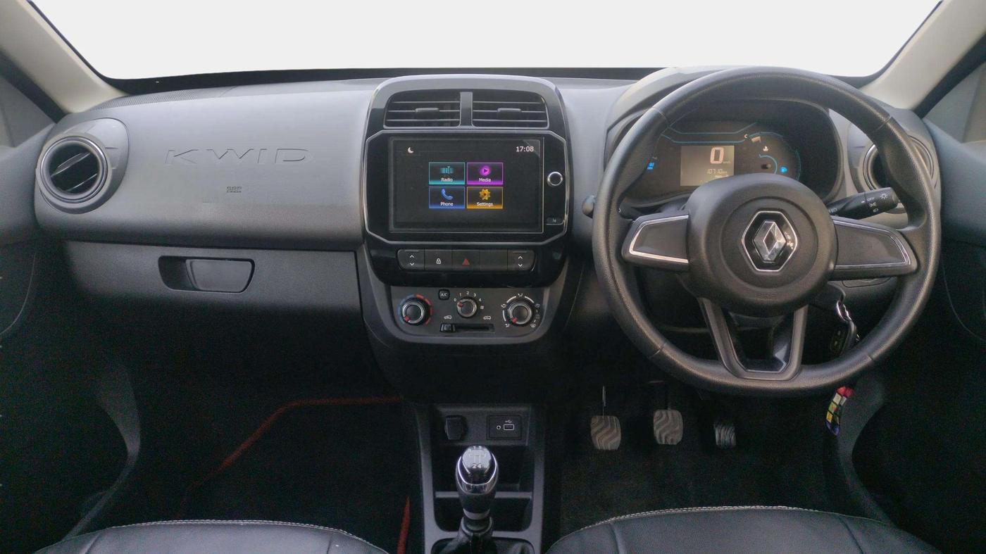 2021 Renault Kwid RXT 1.0 (O), Petrol, Manual, 10,710 km, Dashboard