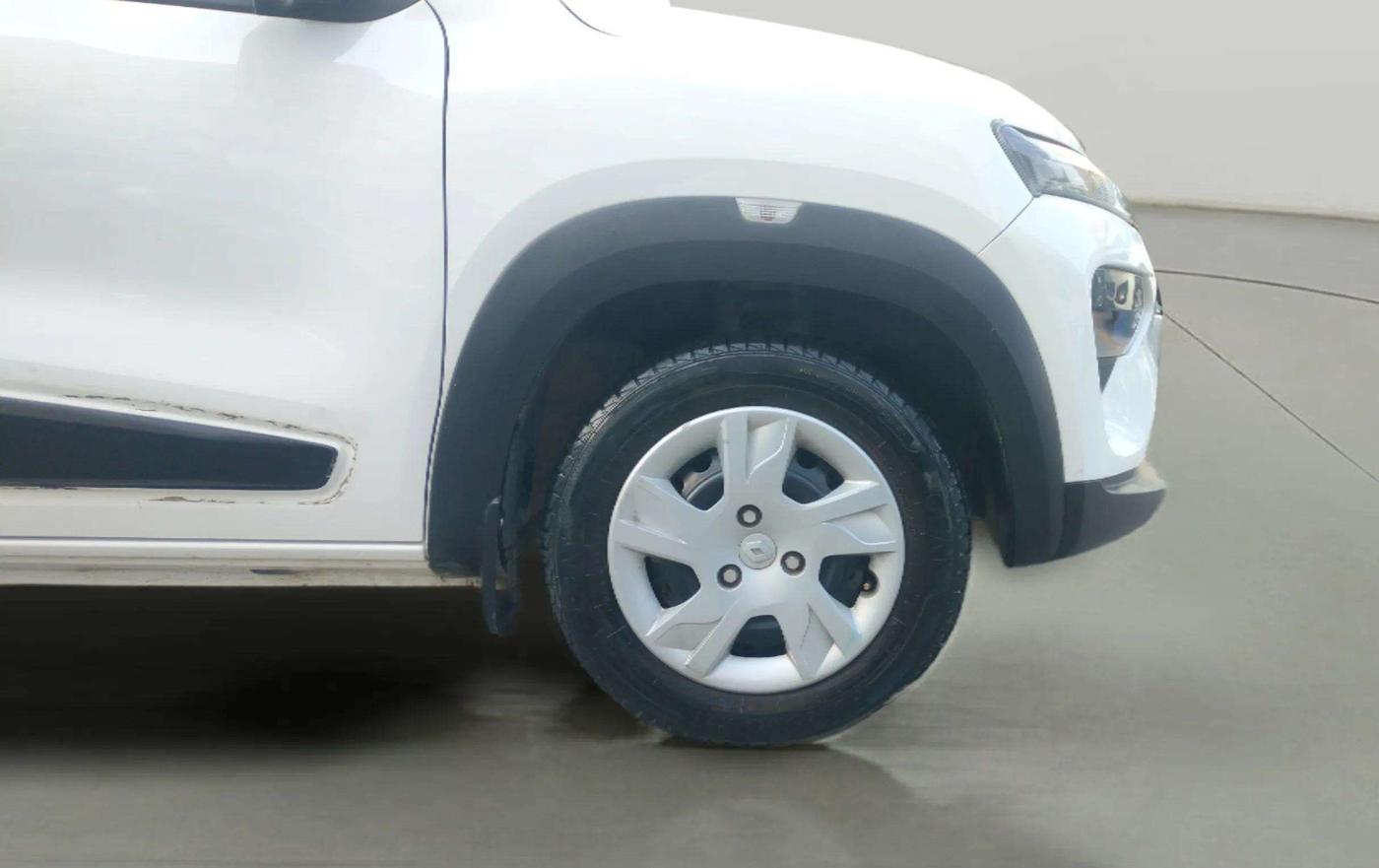 2021 Renault Kwid RXT 1.0 (O), Petrol, Manual, 10,710 km, Right Front Wheel