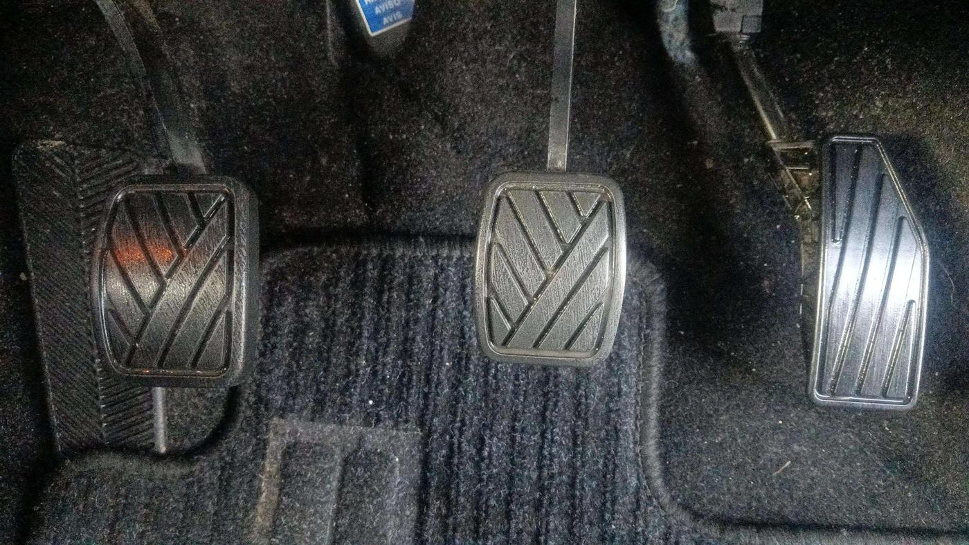 2021 Maruti Baleno ZETA PETROL 1.2, Petrol, Manual, 28,068 km, Pedals