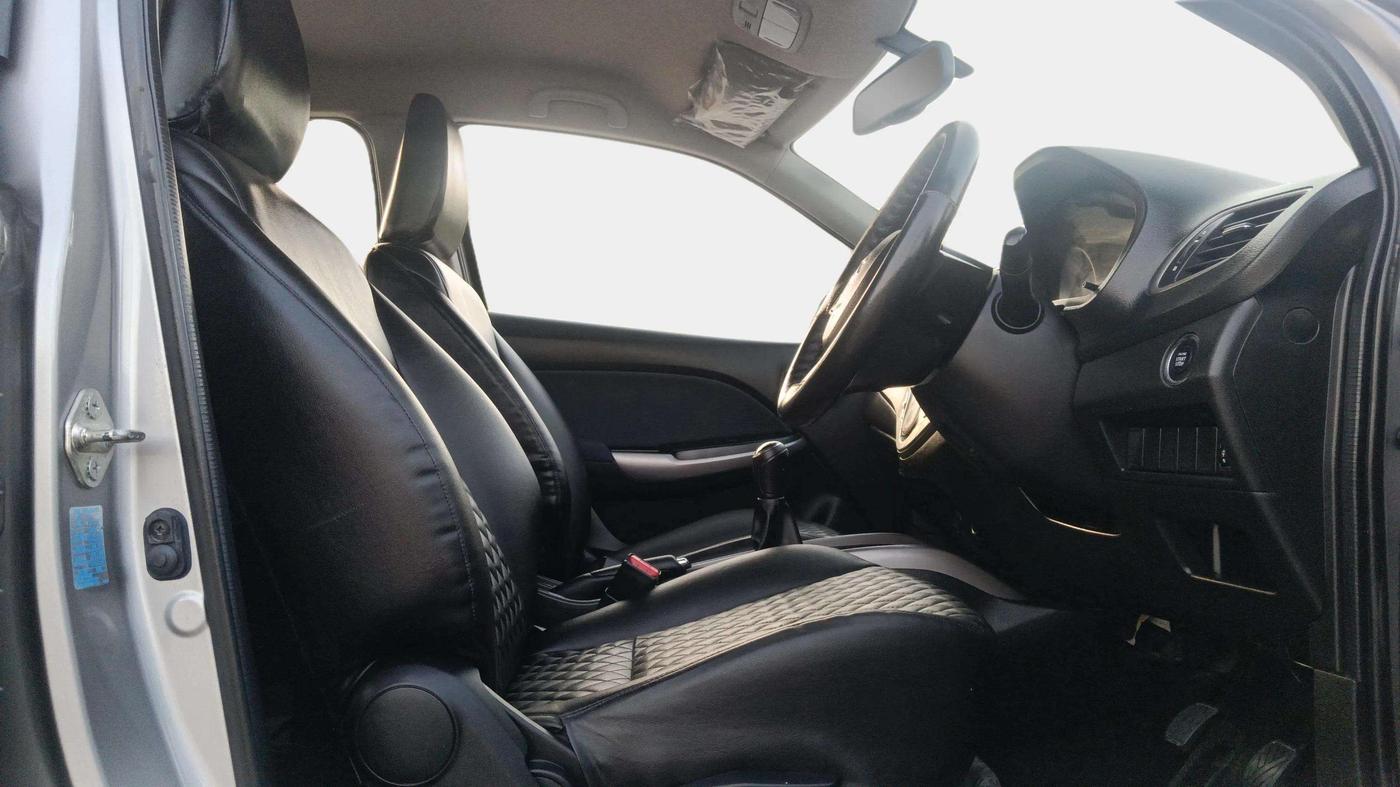 2021 Maruti Baleno ZETA PETROL 1.2, Petrol, Manual, 28,068 km, Right Side Front Door Cabin