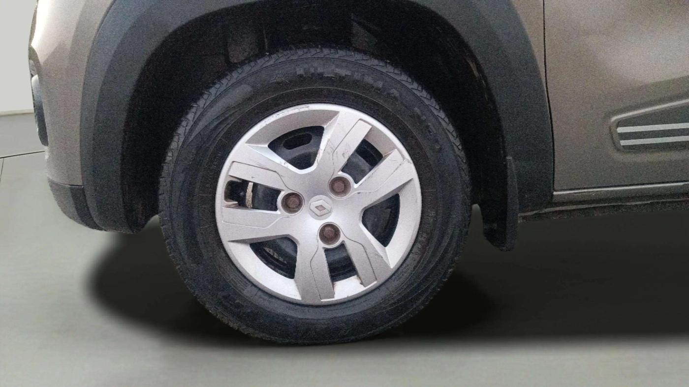 2019 Renault Kwid RXT 1.0 AMT (O), Petrol, Automatic, 34,363 km, Left Front Wheel