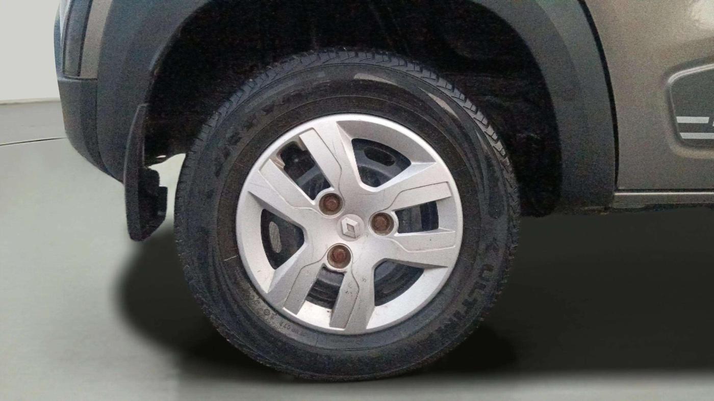 2019 Renault Kwid RXT 1.0 AMT (O), Petrol, Automatic, 34,363 km, Right Rear Wheel