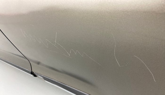 2021 Maruti Baleno DELTA PETROL 1.2, Petrol, Manual, 55,622 km, Rear left door - Minor scratches