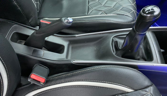 2021 Maruti Baleno DELTA PETROL 1.2, Petrol, Manual, 55,622 km, Gear Lever