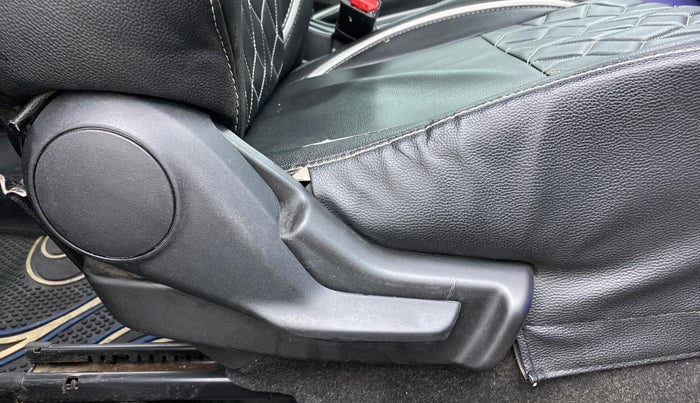 2021 Maruti Baleno DELTA PETROL 1.2, Petrol, Manual, 55,622 km, Driver Side Adjustment Panel