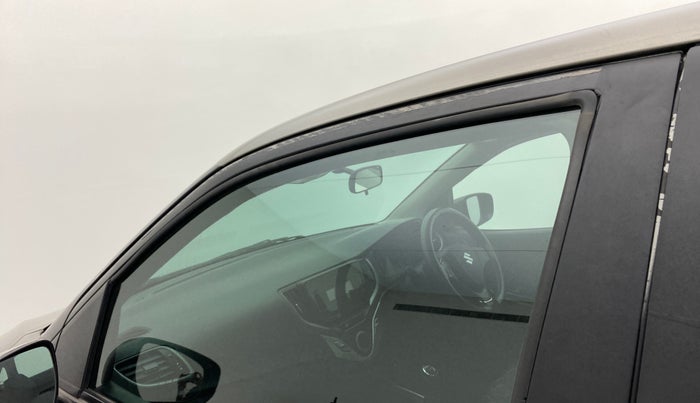 2021 Maruti Baleno DELTA PETROL 1.2, Petrol, Manual, 55,622 km, Front passenger door - Door visor damaged