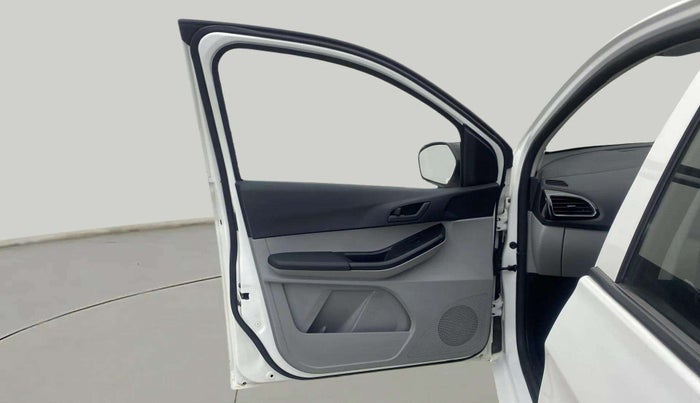 2022 Tata Tiago XT PETROL, Petrol, Manual, 3,490 km, LHS Front Door
