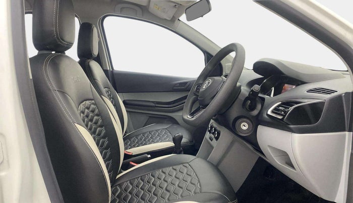2022 Tata Tiago XT PETROL, Petrol, Manual, 3,490 km, Right Side Front Door Cabin