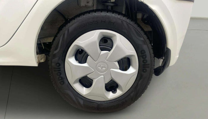 2022 Tata Tiago XT PETROL, Petrol, Manual, 3,490 km, Left Rear Wheel