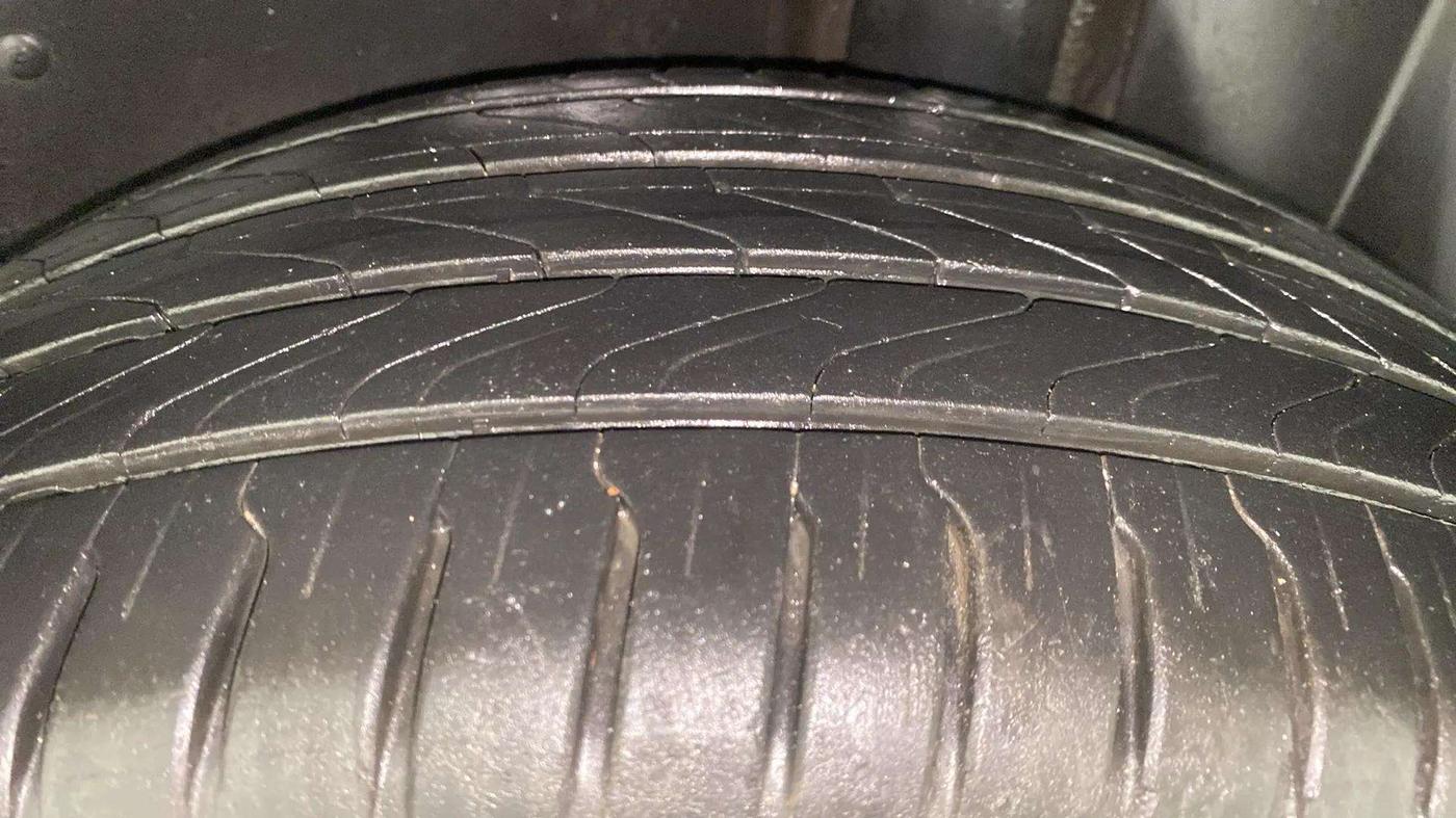 2020 MG HECTOR PLUS SHARP 1.5 PETROL TURBO DCT 6-STR, Petrol, Automatic, 76,179 km, Left Rear Tyre Tread