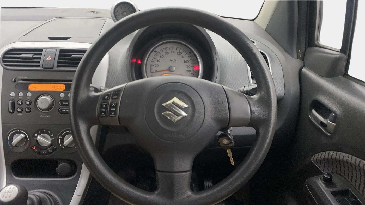 2015 Maruti Ritz ZXI, Petrol, Manual, 68,533 km, Steering Wheel Close Up