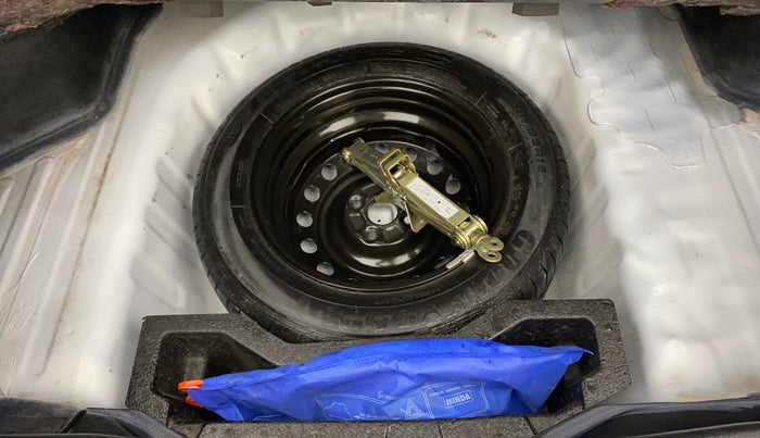 2016 Maruti Ciaz ZXI+ AT, Petrol, Automatic, 40,229 km, Spare Tyre