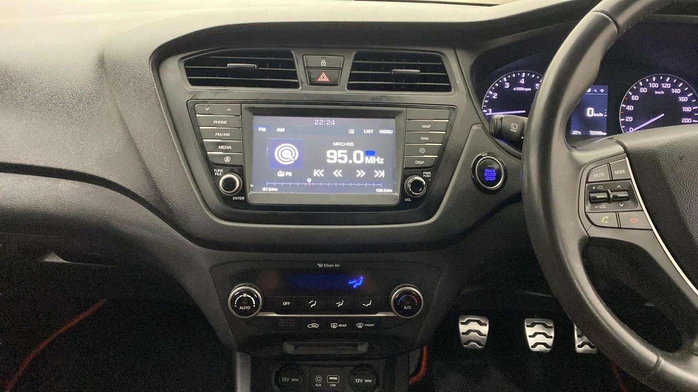 2017 Hyundai i20 Active 1.2 SX, Petrol, Manual, 73,030 km, Air Conditioner