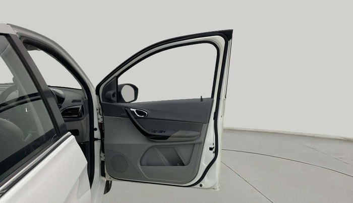 2021 Tata TIGOR XZ PLUS PETROL, CNG, Manual, 95,892 km, RHS Front Door