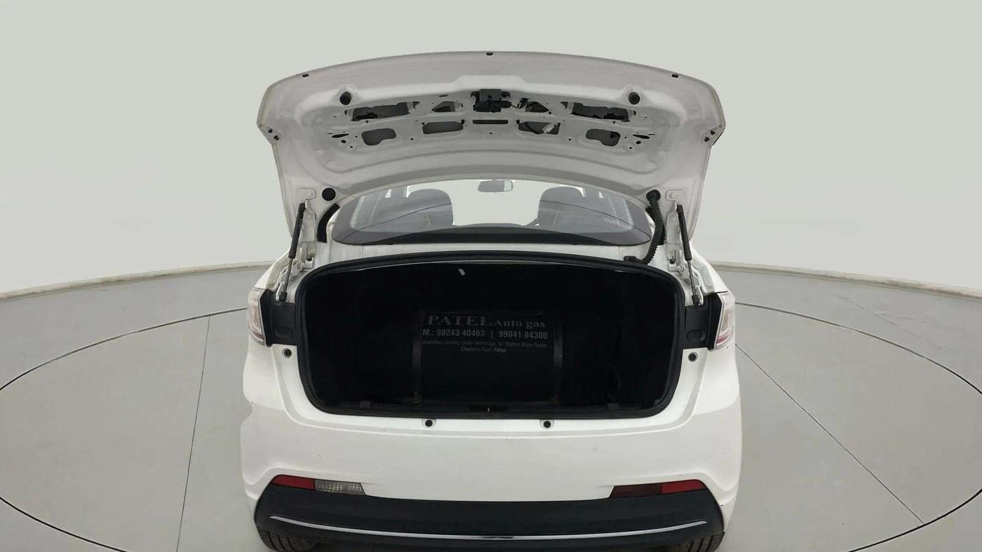 2021 Tata TIGOR XZ PLUS PETROL, CNG, Manual, 95,892 km, Boot Inside