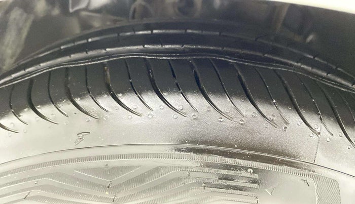 2021 Tata TIGOR XZ PLUS PETROL, CNG, Manual, 95,892 km, Left Front Tyre Tread