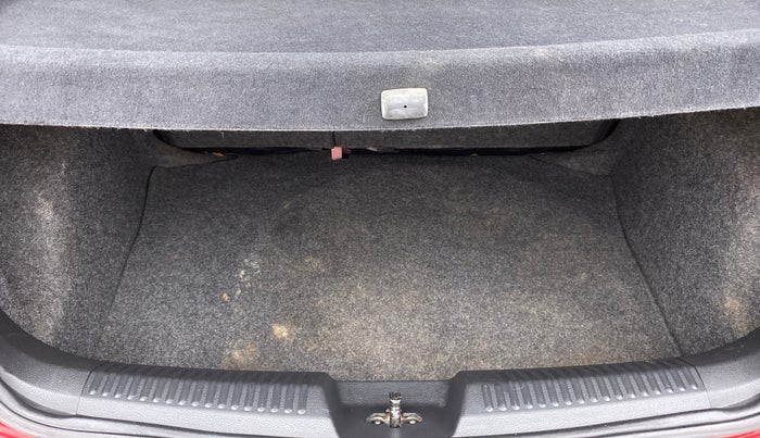 2019 Volkswagen Polo COMFORTLINE 1.5L DIESEL, Diesel, Manual, 64,993 km, Boot Inside