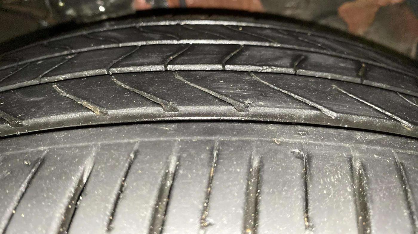 2017 Hyundai Verna 1.6 VTVT SX AT, Petrol, Automatic, 47,876 km, Right Front Tyre Tread