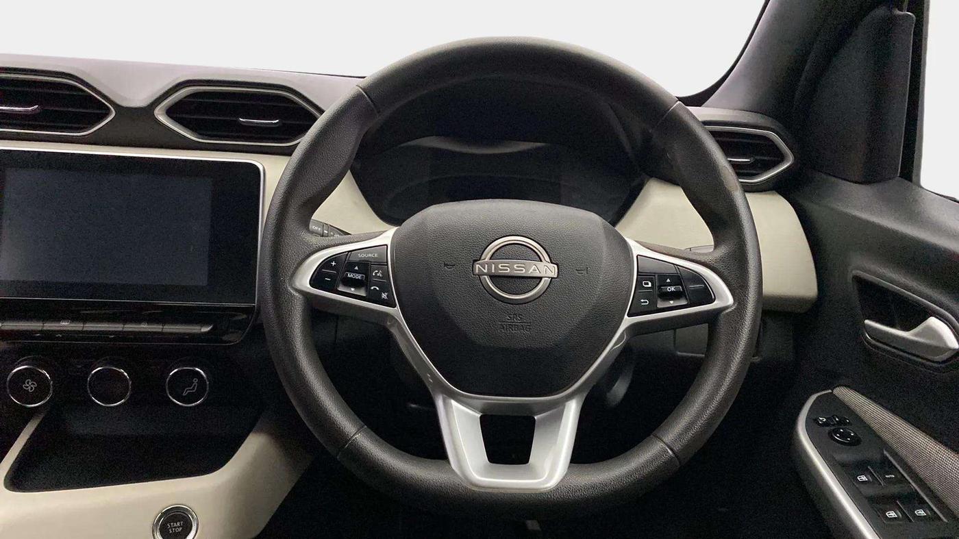 2022 Nissan MAGNITE XV MT, Petrol, Manual, 51,620 km, Steering Wheel Close Up