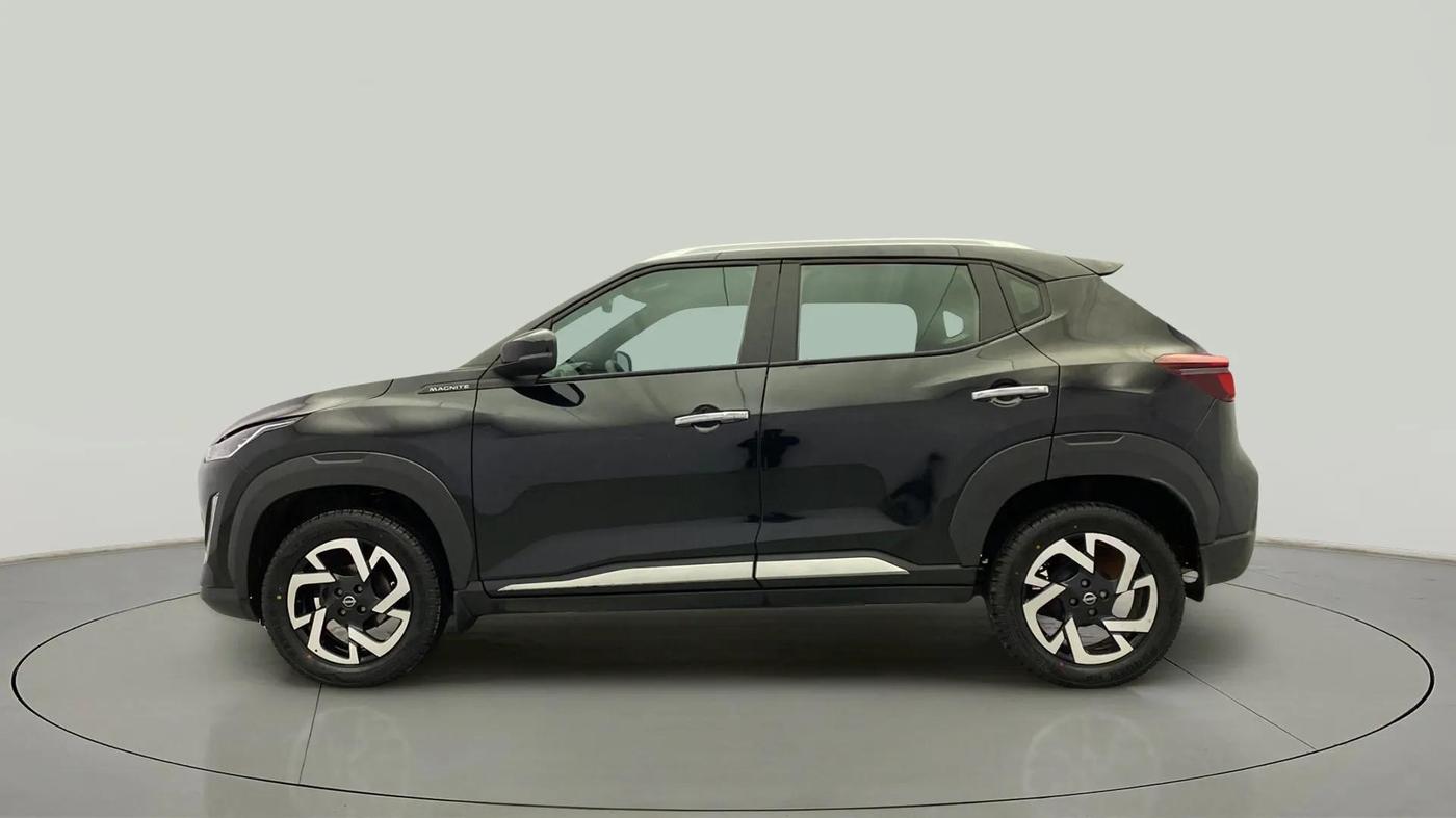 2022 Nissan MAGNITE XV MT, Petrol, Manual, 51,620 km, Left Side