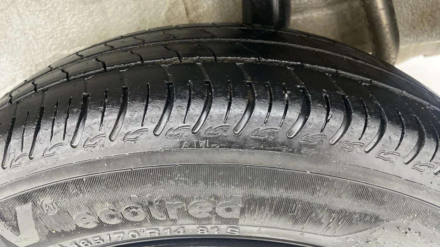 2021 Maruti S PRESSO VXI (O), Petrol, Manual, 45,227 km, Left Rear Tyre Tread