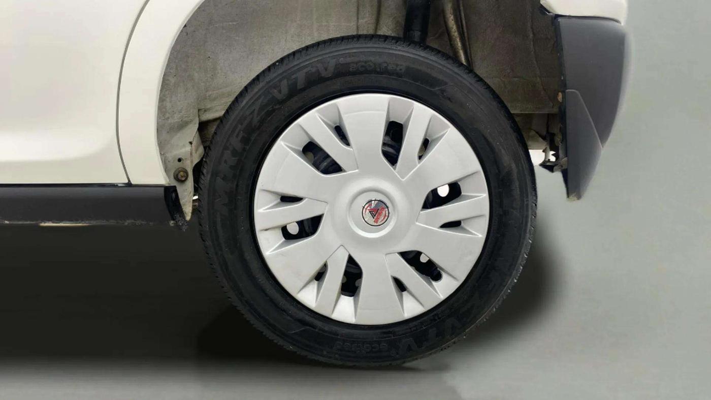 2021 Maruti S PRESSO VXI (O), Petrol, Manual, 45,227 km, Left Rear Wheel