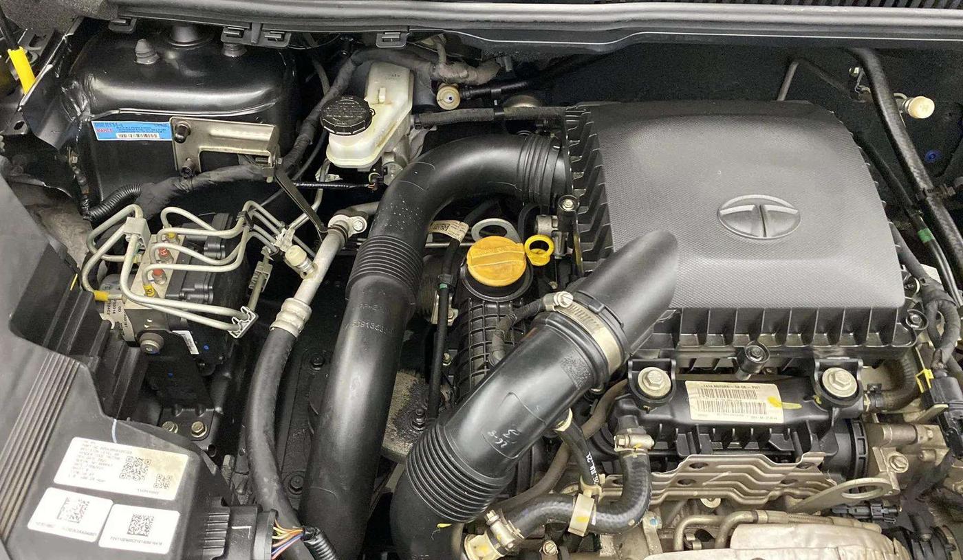 2021 Tata NEXON XZ PLUS PETROL, Petrol, Manual, 21,981 km, Engine View - Right