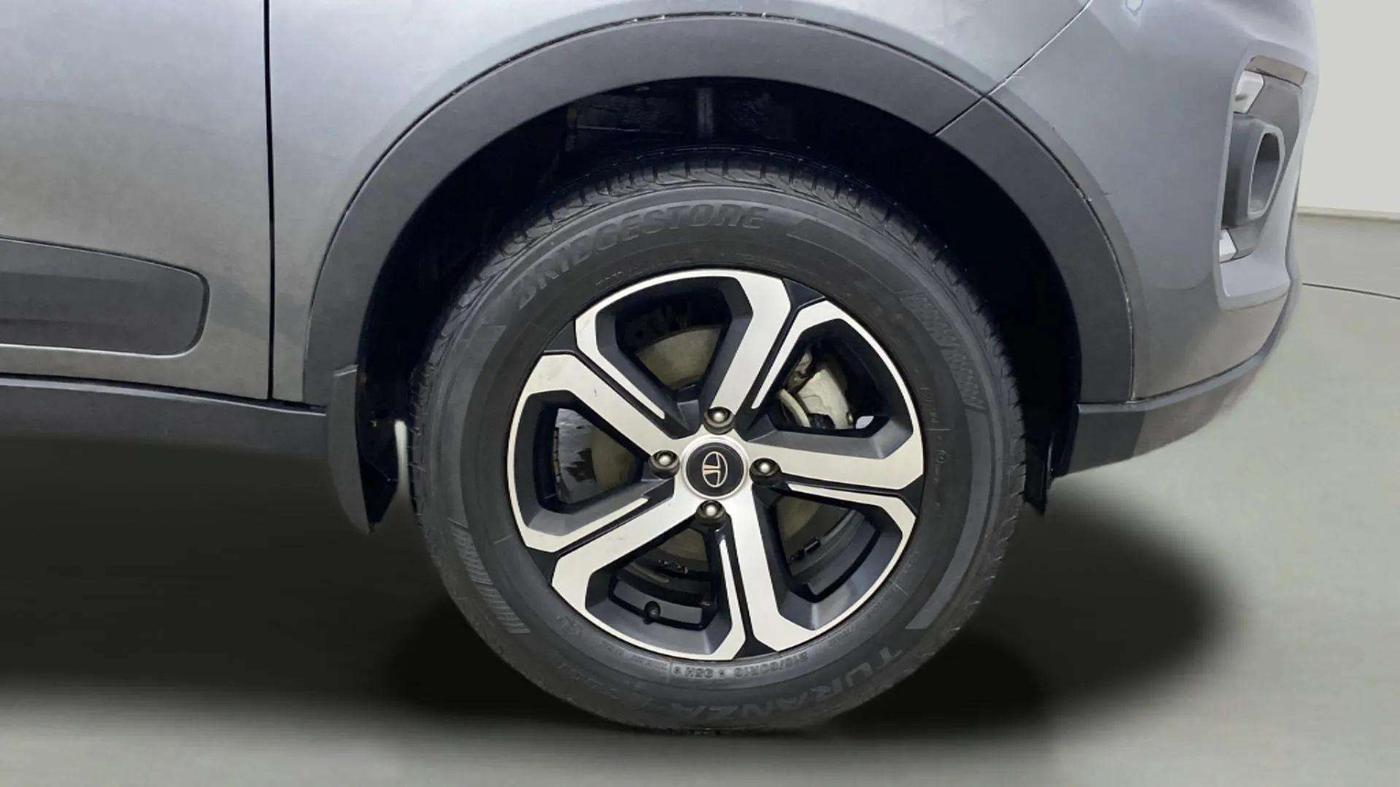 2021 Tata NEXON XZ PLUS PETROL, Petrol, Manual, 21,981 km, Right Front Wheel