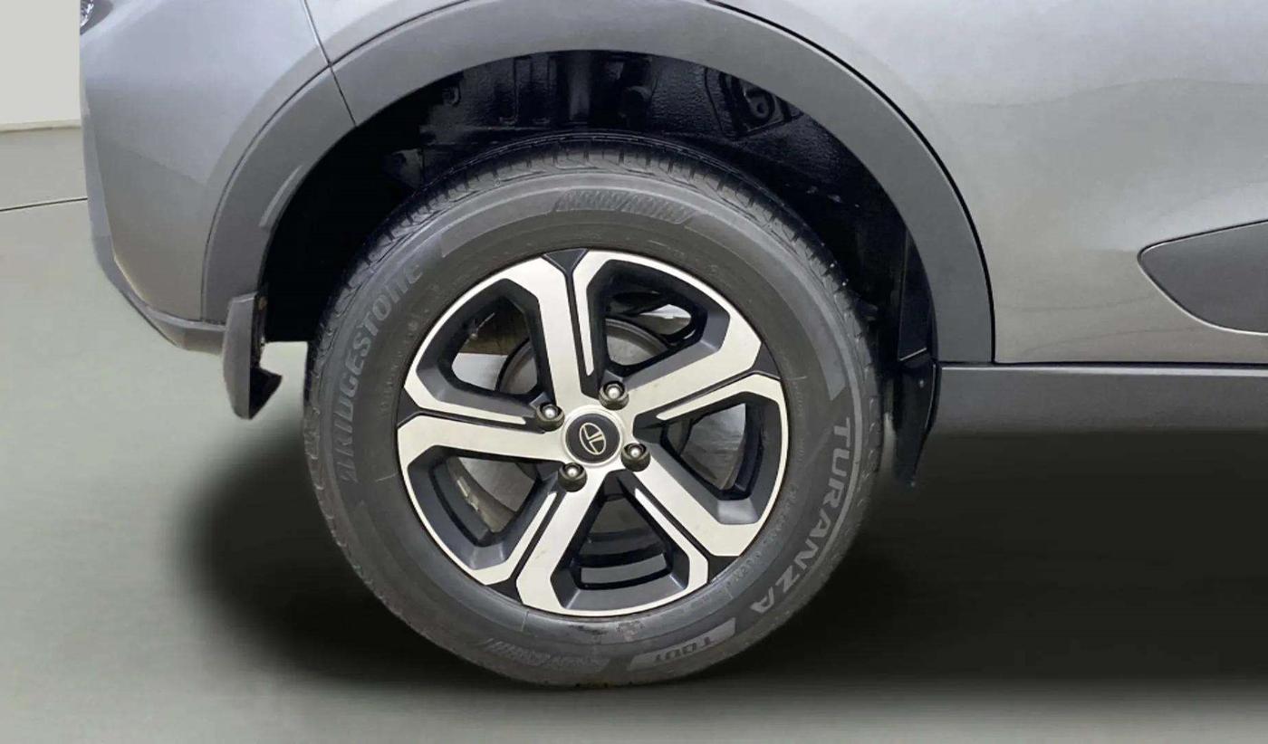 2021 Tata NEXON XZ PLUS PETROL, Petrol, Manual, 21,981 km, Right Rear Wheel