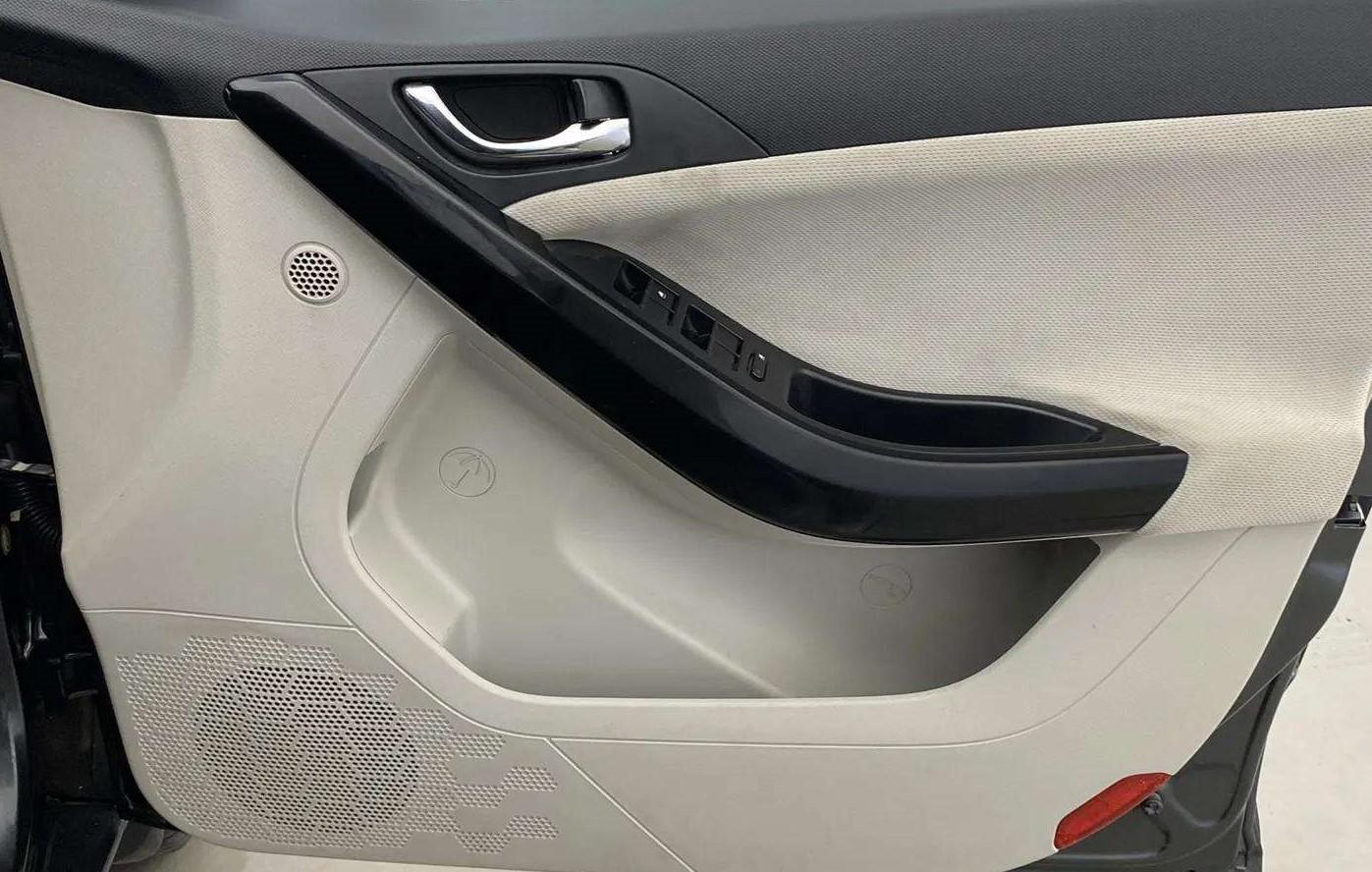 2021 Tata NEXON XZ PLUS PETROL, Petrol, Manual, 21,981 km, Driver Side Door Panels Control