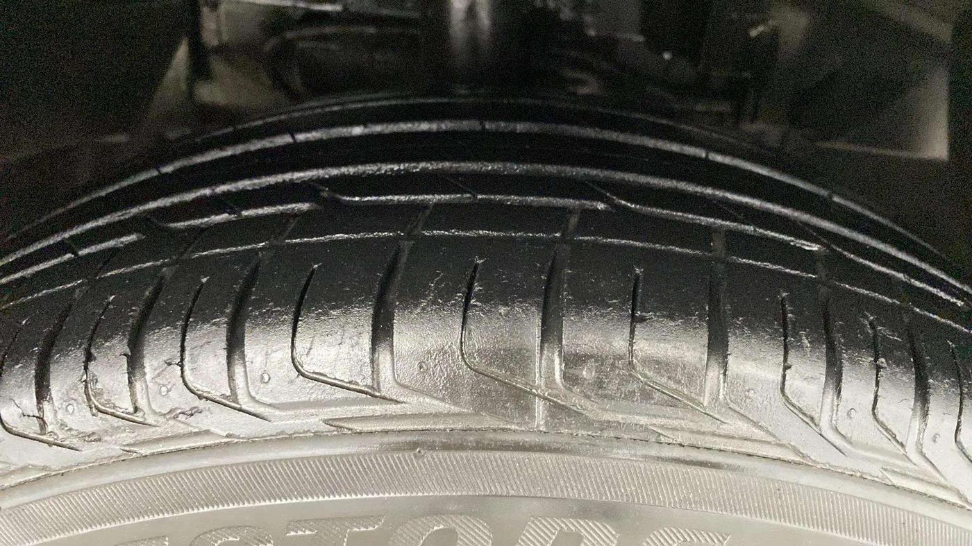 2021 Tata NEXON XZ PLUS PETROL, Petrol, Manual, 21,981 km, Right Front Tyre Tread