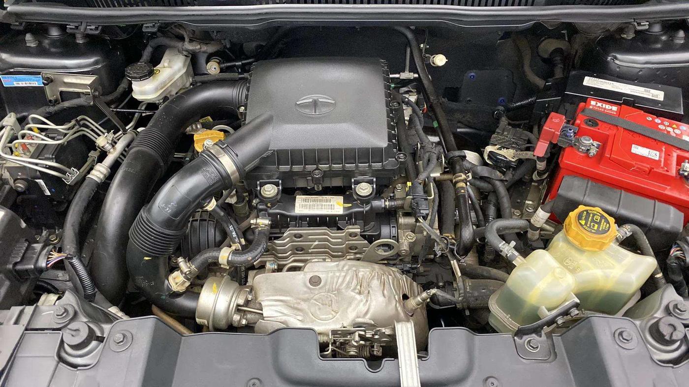 2021 Tata NEXON XZ PLUS PETROL, Petrol, Manual, 21,981 km, Engine View