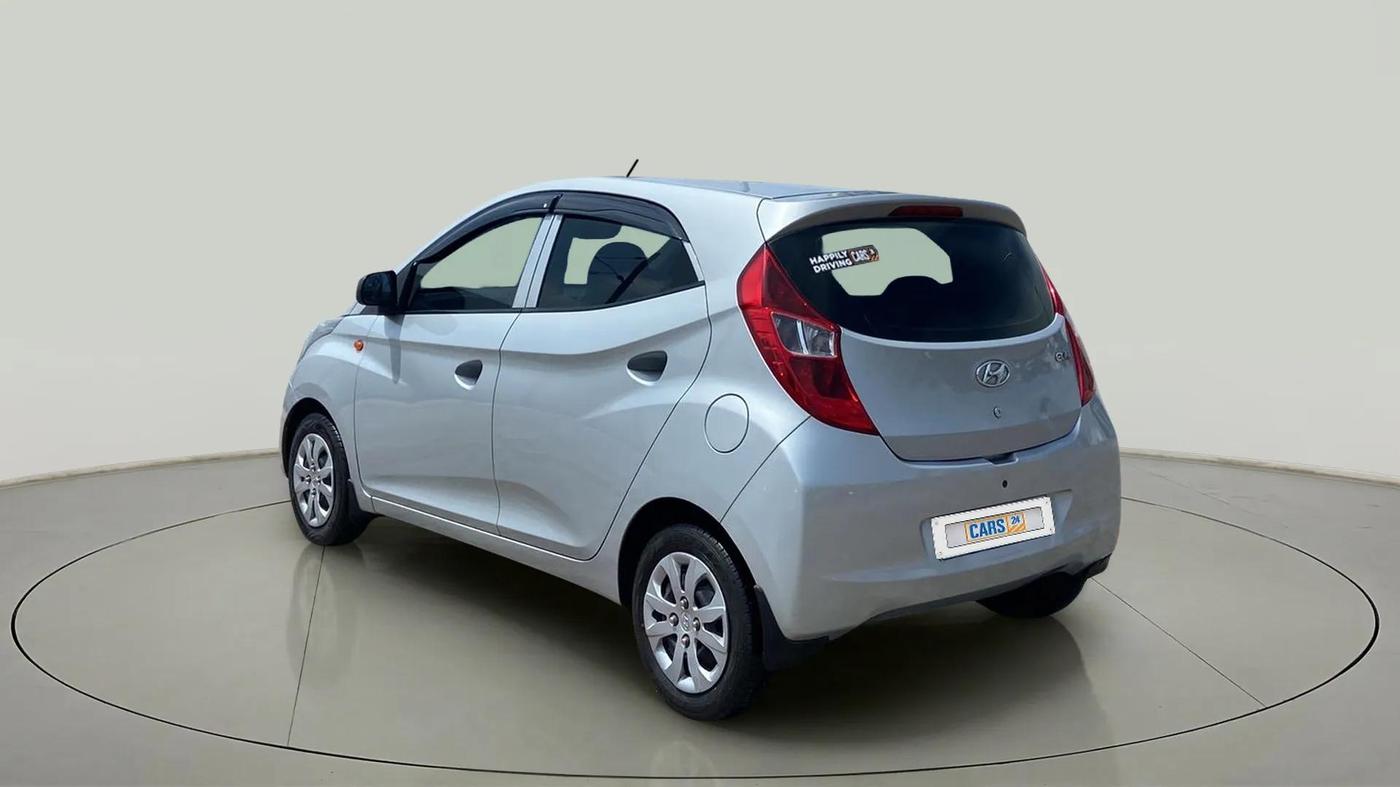 2017 Hyundai Eon MAGNA +, Petrol, Manual, 38,132 km, Left Back Diagonal